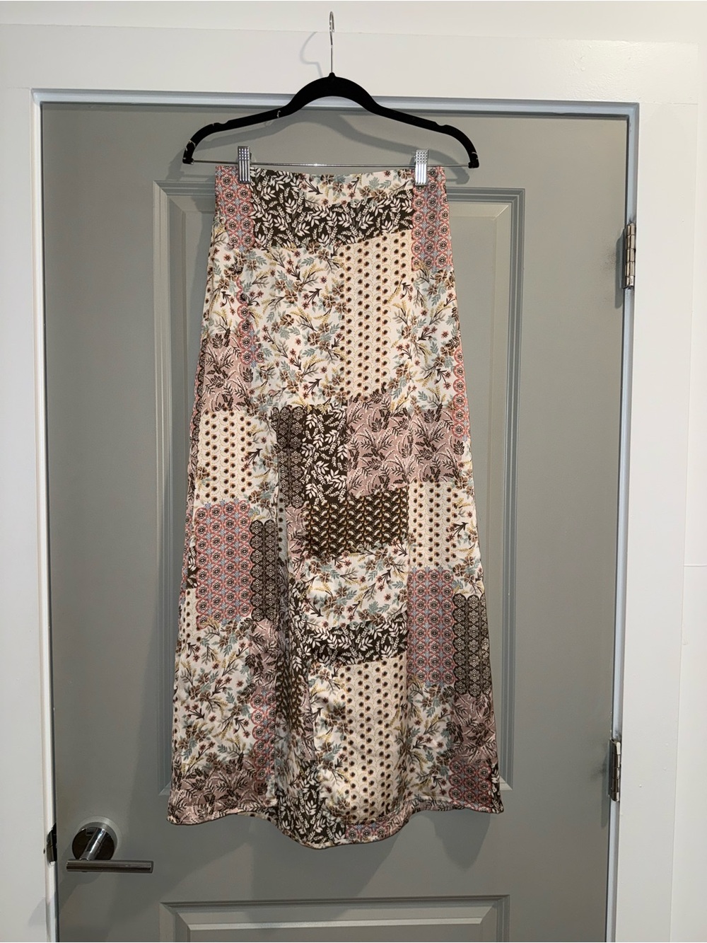 Promesa Patchwork Floral A-Line Maxi Skirt - Cream & Pink